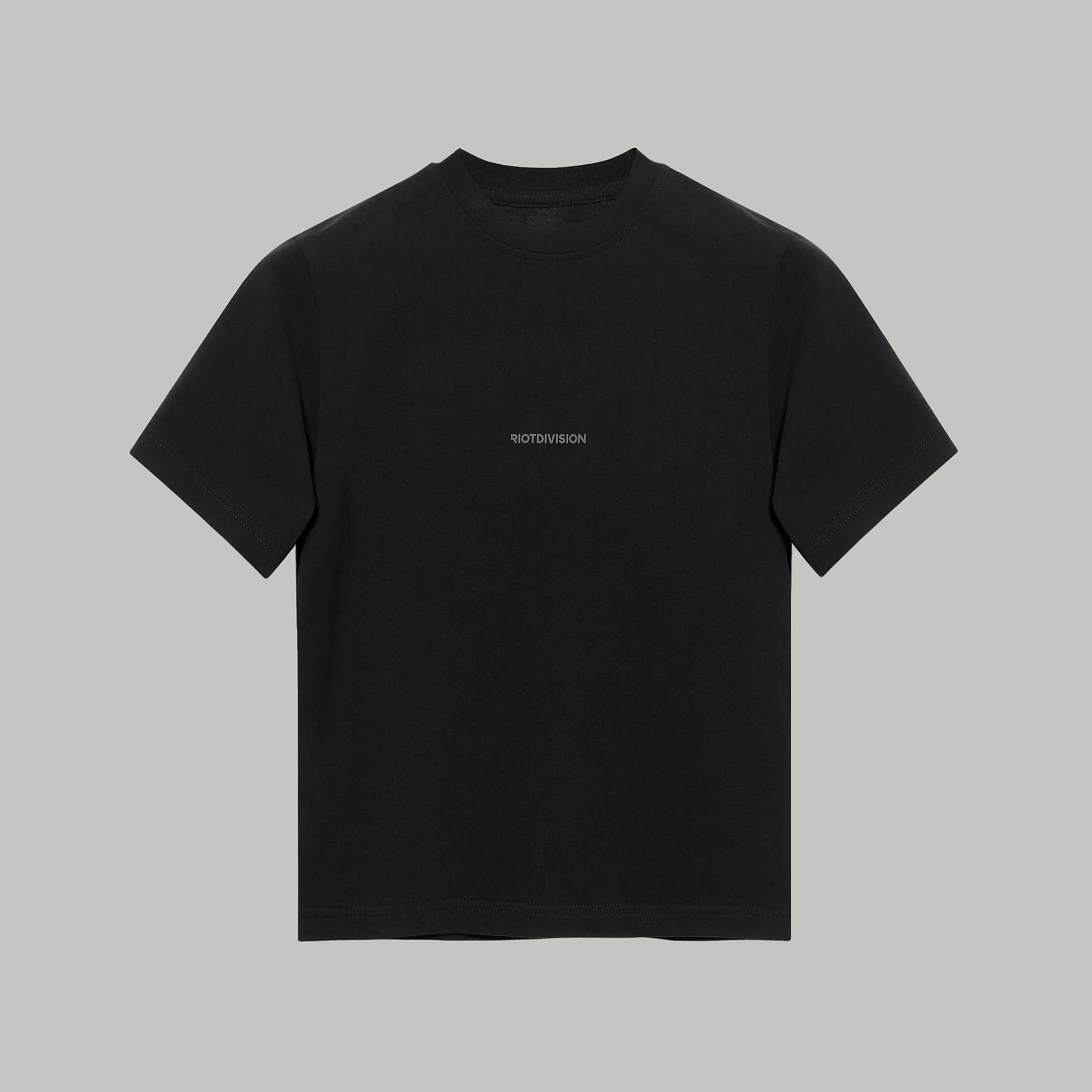 T-SHIRTS | LONGSLEEVES